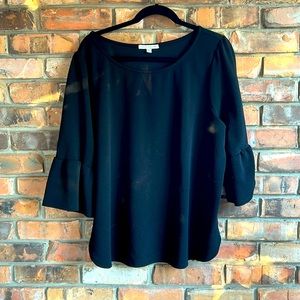 Black green envelope bell sleeve top